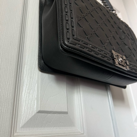 Authentic Large Paris-Dallas Chanel Whipstitch Boy Flap Bag - Picture 14 of 16